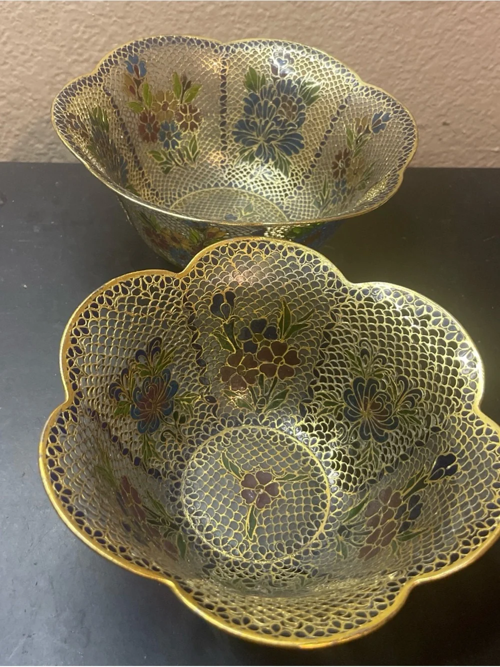 Pair of Gradient Size Plique-a-jour Cloisonné Enamel Scalopped Bowls LG 6” SM 5”
